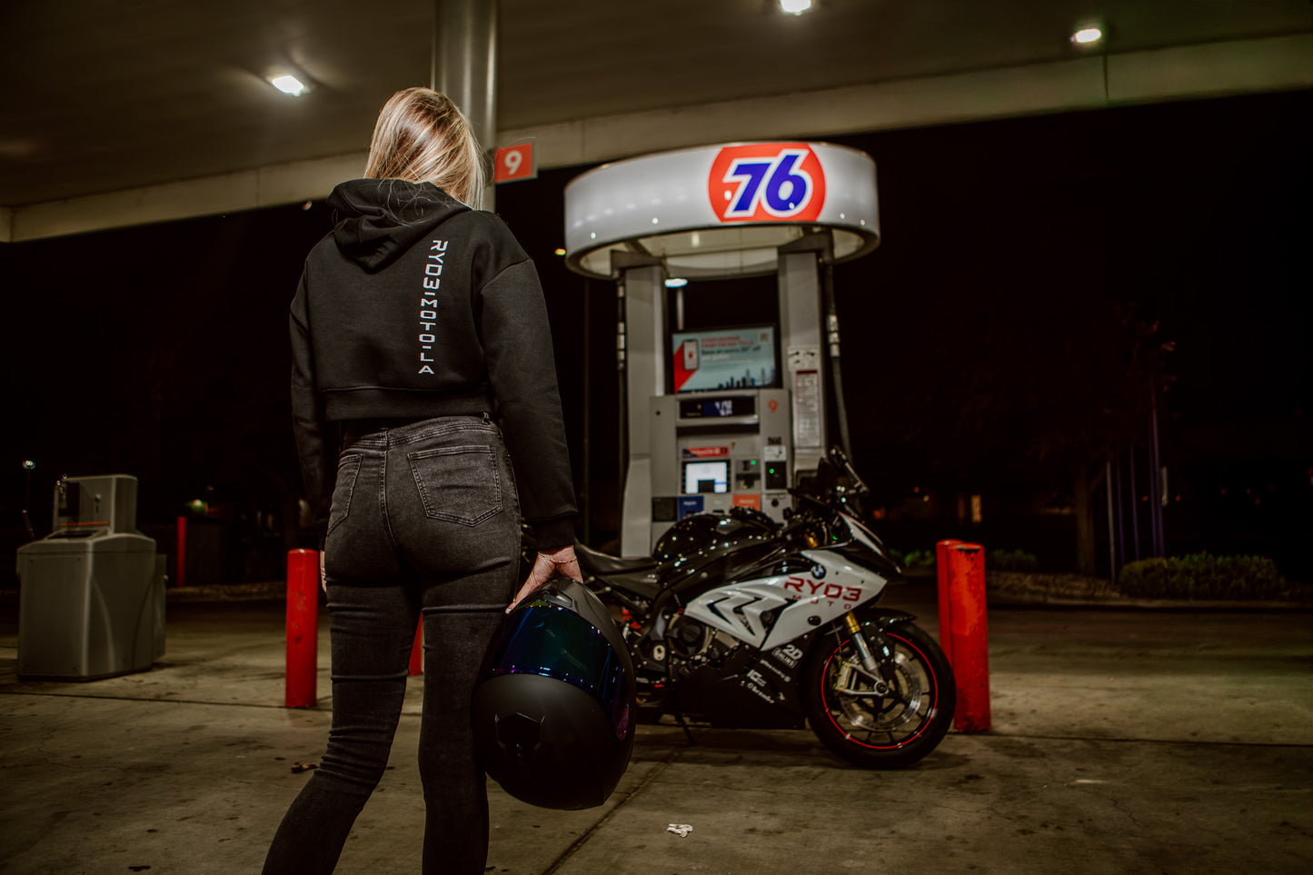 CH-01 - Women's Crop Hoodie